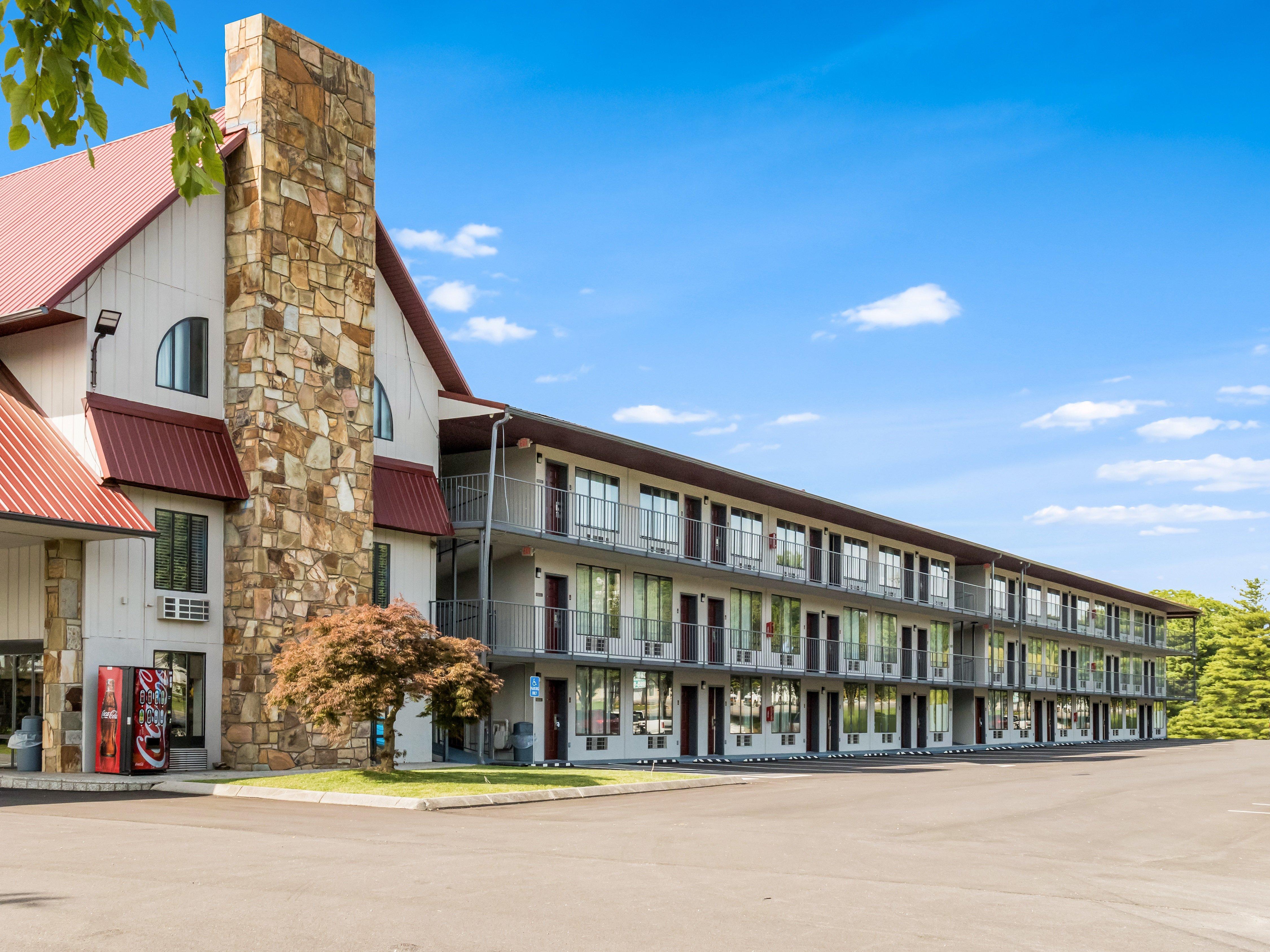 Red Roof Inn Dandridge Exterior photo