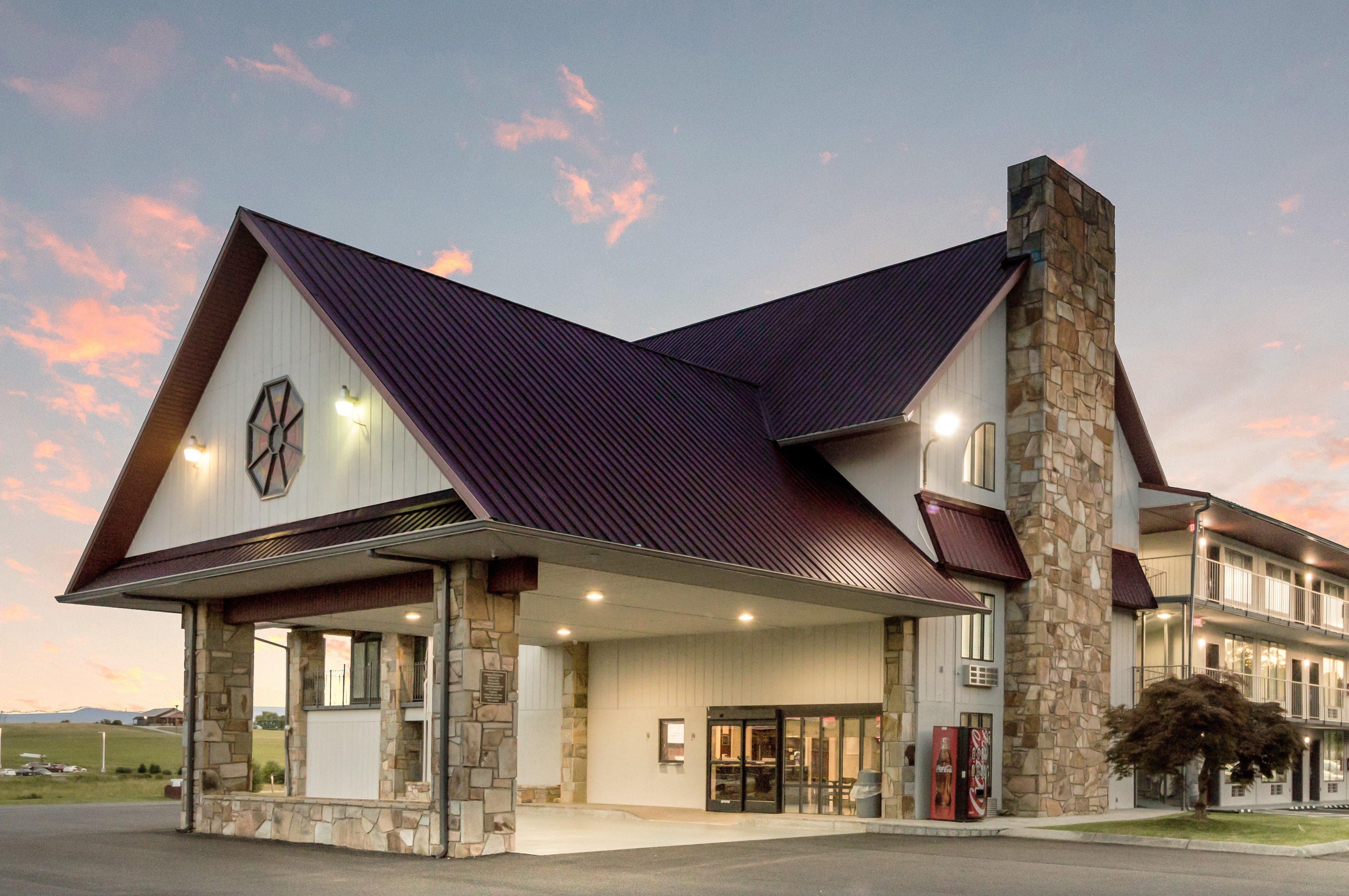 Red Roof Inn Dandridge Exterior photo